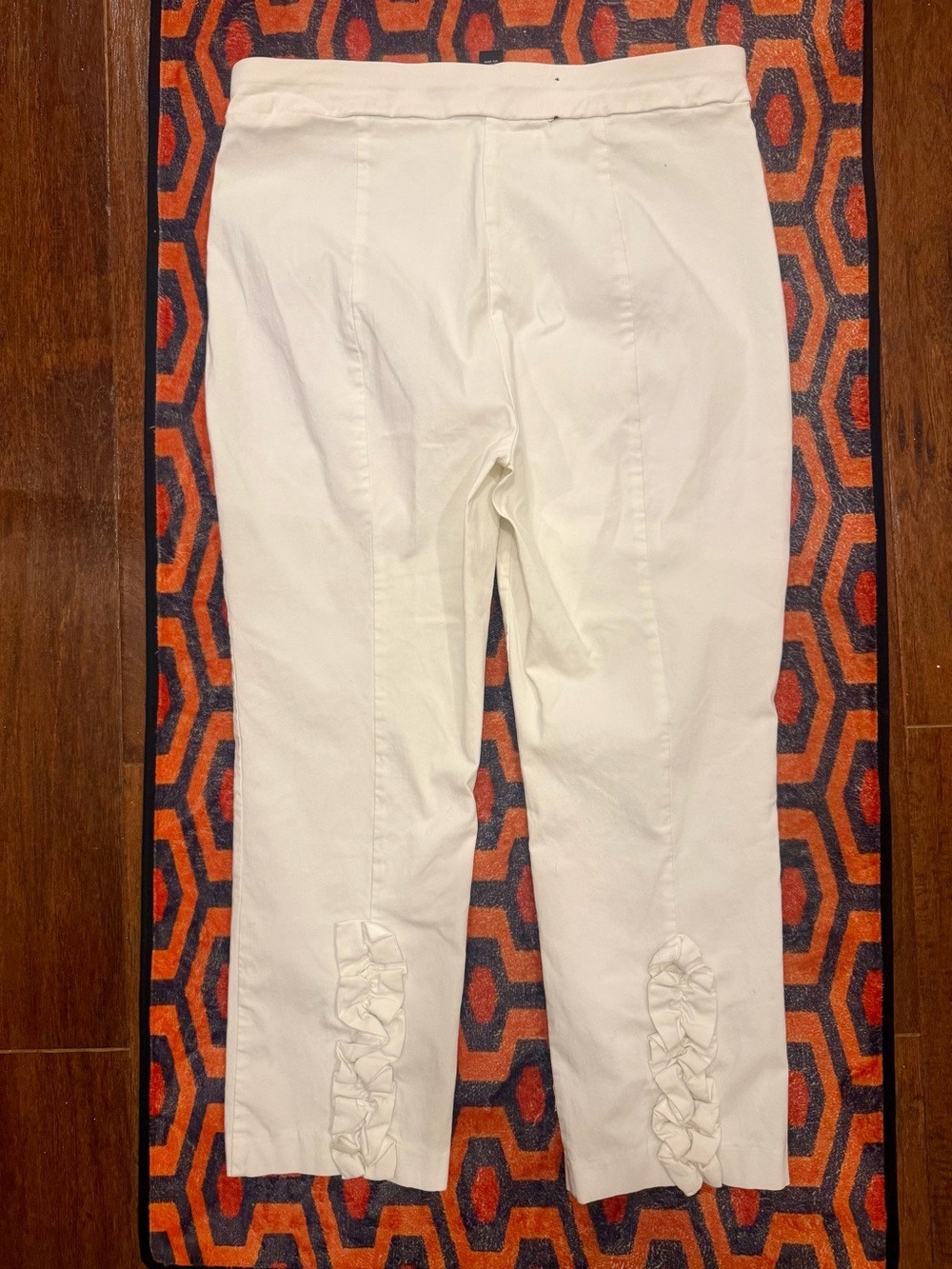 INC International Concepts White Cropped Pants Ruffle Hem Pull On Size 12